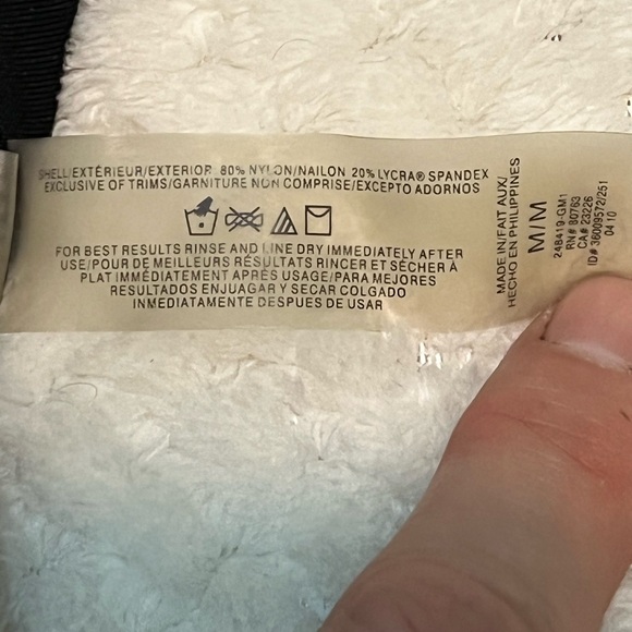 3/$20 Victoria’s Secret Bikini Top - Picture 9 of 9